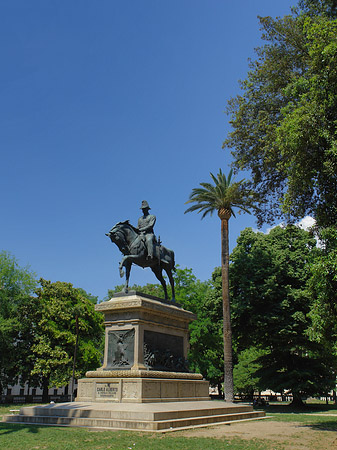 Fotos Statue von Carlo Alberto | Rom