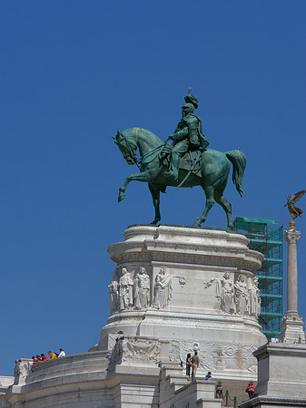 Fotos Bronzestatue von Victor Emmanuel | Rom