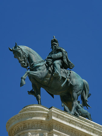 Bronzestatue von Victor Emmanuel Foto 