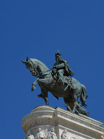Foto Bronzestatue von Victor Emmanuel