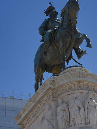 Bronzestatue von Victor Emmanuel