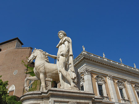 Fotos Statuen der Dioskuren