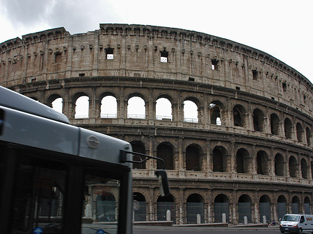 Foto Bus vor dem Kolosseum - Rom