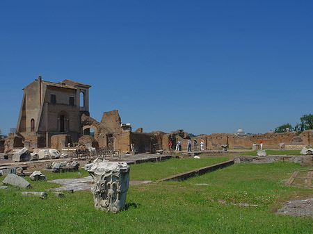 Ruinen mit Apollo Tempel